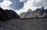 Pakistan-304